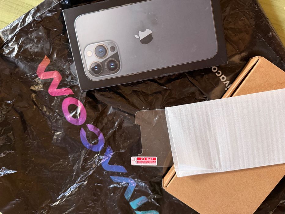 Телефон iphone13 pro