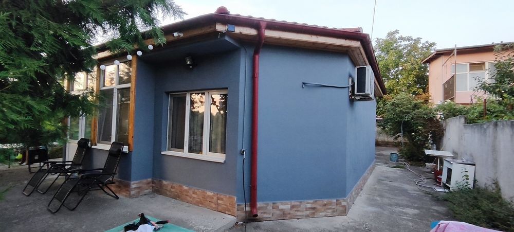 Casă de vânzare pe lac!