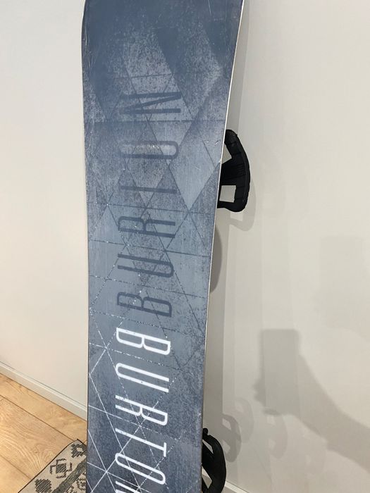 Placa BURTON wide 157 cm+ legaturi BURTON