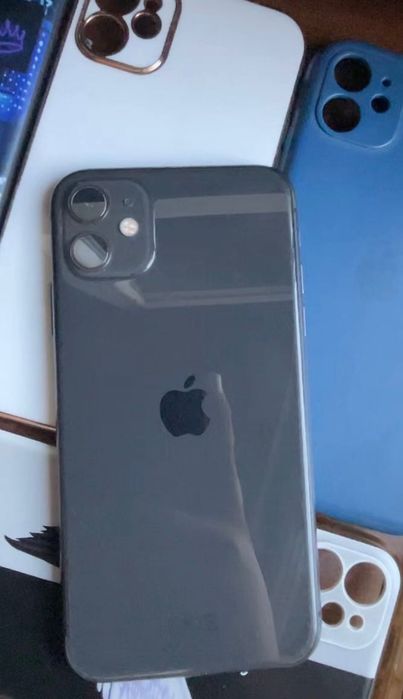 Iphone 11 black В отлично състояние!