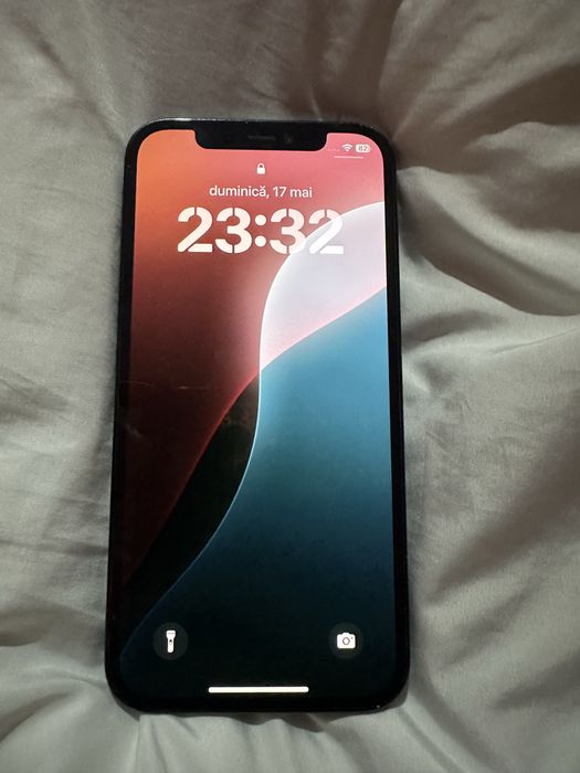 Vând Iphone 12 pro Albastru