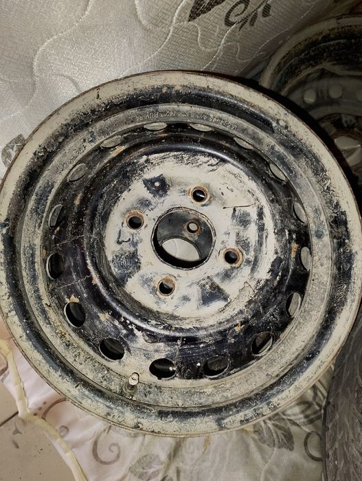 Продам диски            .