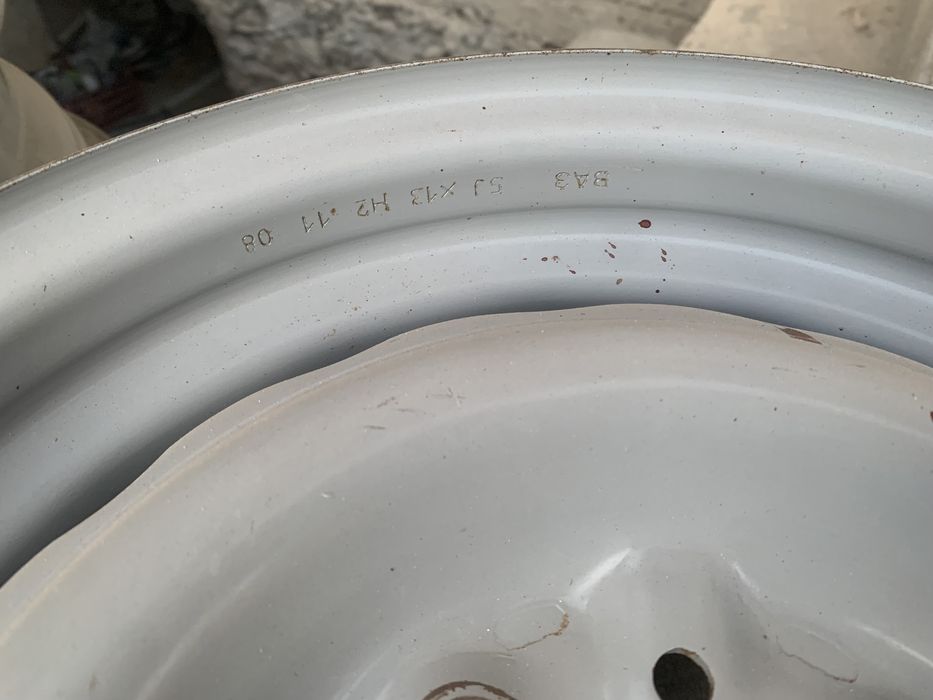 Ваз диска R13 радной краскада