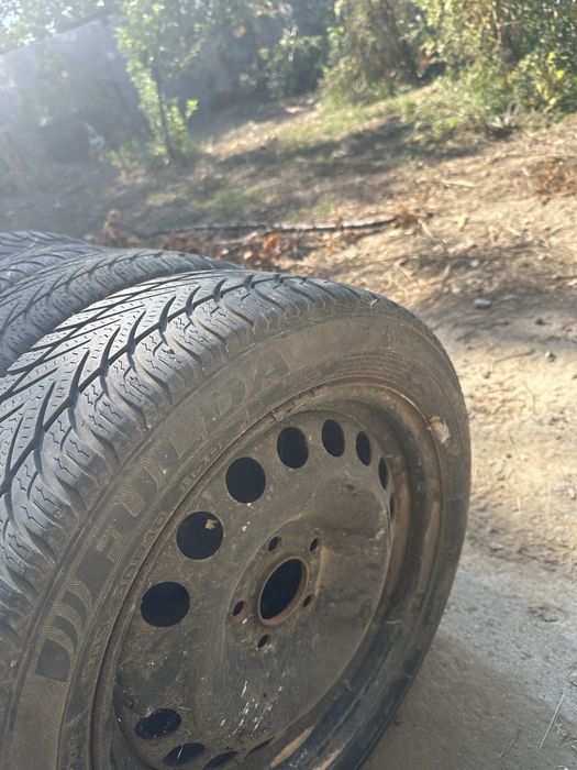 Vand jante + anvelope M+S 205/50 R16