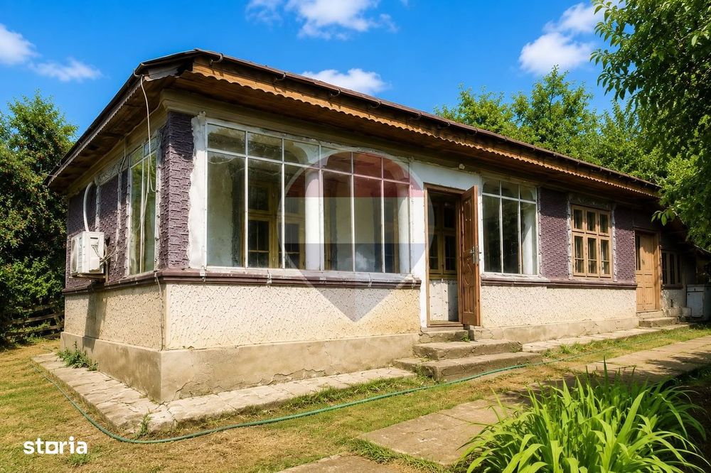 Casă traditionala cu teren 1200 mp Crucea de Piatra - Calugareni