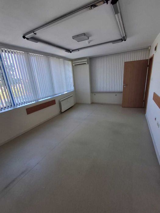 Дава се под наем Офис в София, Център - 120 кв.м за 1200 € - Снимка #3