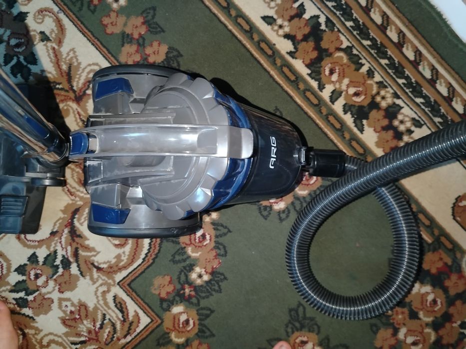 Продайю пылесос ARG HJX-1601 Power