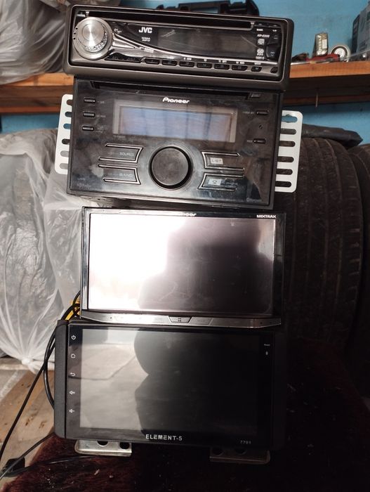 Продам автомагнитолу пионер