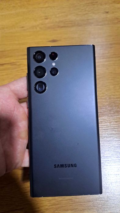 Vand samsung S22 Ultra Nou