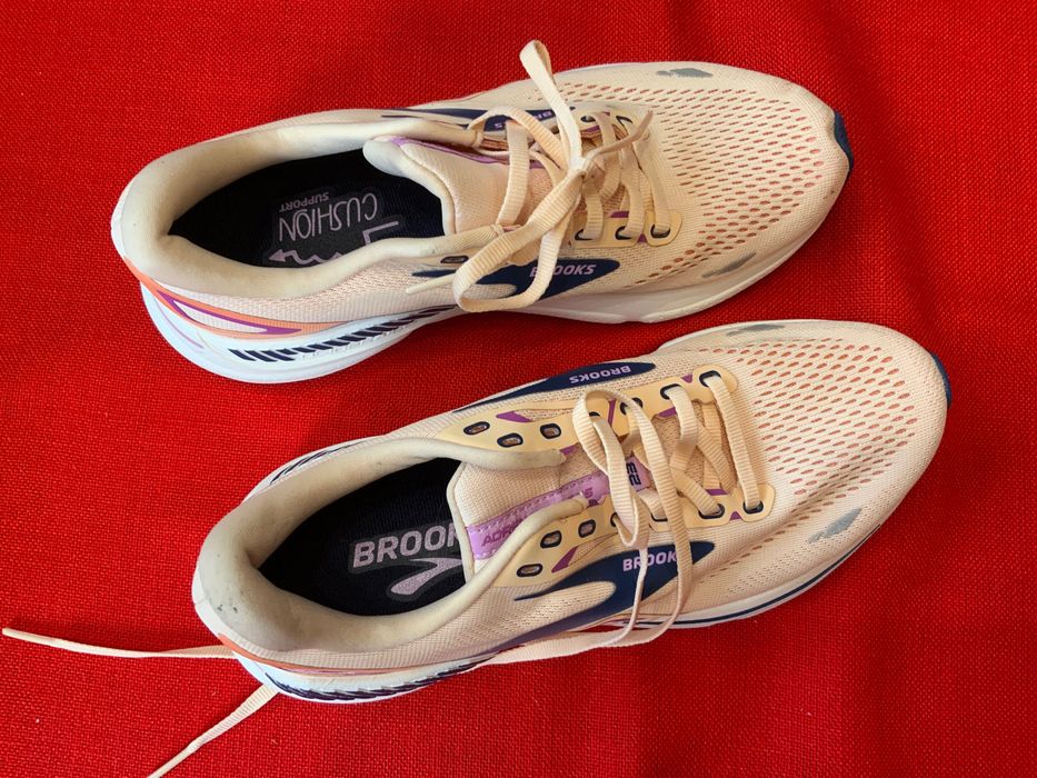 Brooks-оригинални маратонки 40 размер