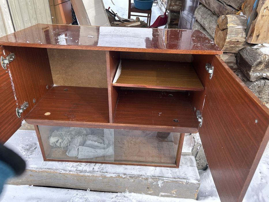 Продаю кресло шкафы