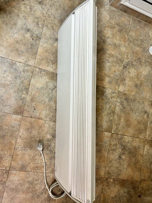 Продавам стенен конвектор 2,5kW