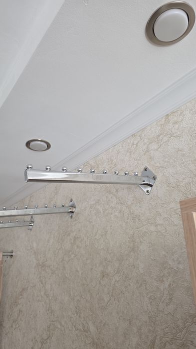 Плечики, вешалки, стойки для одежды