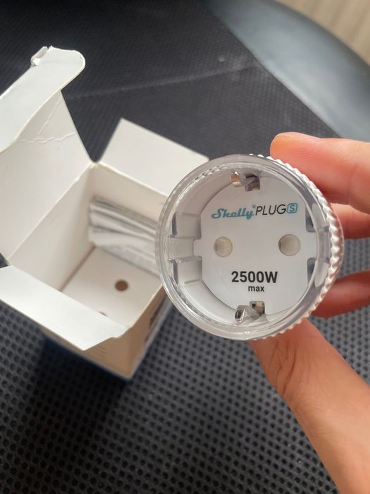 Shelly Plug S - Умен контакт за безжично управление
