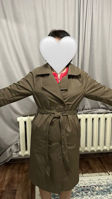 Продам плащь новый