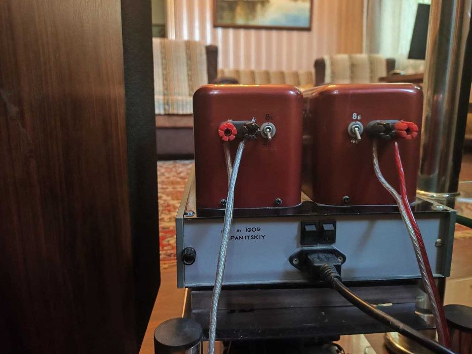 Ламповый усилитель.Еденичный авторский экземпляр. Уникальный звук.