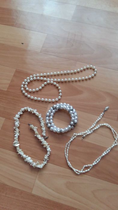 Колье натуральные камни