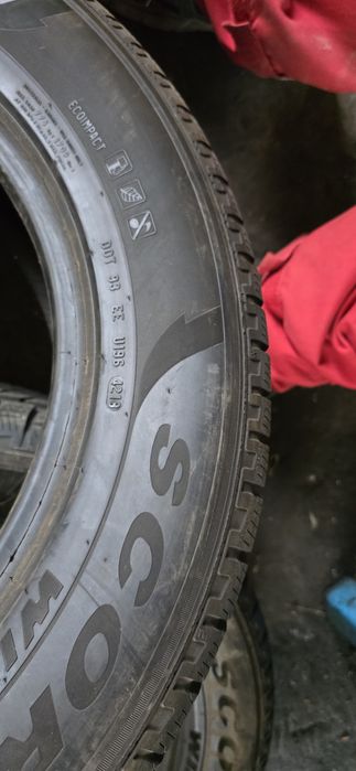 Гуми 2бр 215/65/17 - 1бр - 139лв