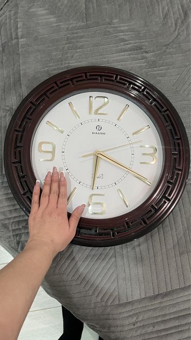 Часы продаю торга нет