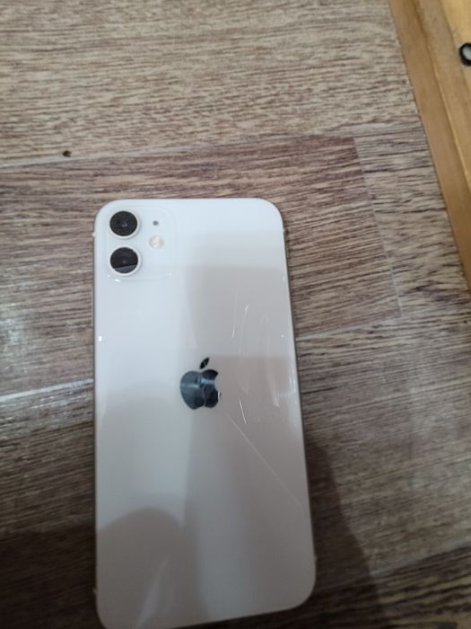 iPhone 11  (holati ideal)