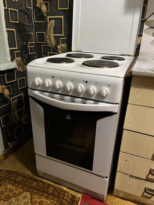 Электрическая плита