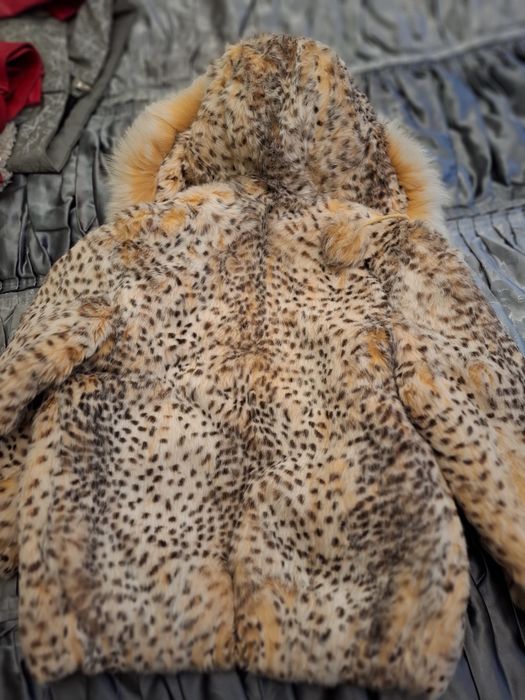 Продаю полушубок для девочки