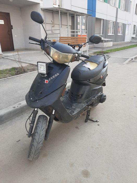 Мопед сатам 150куб срочно 60мын