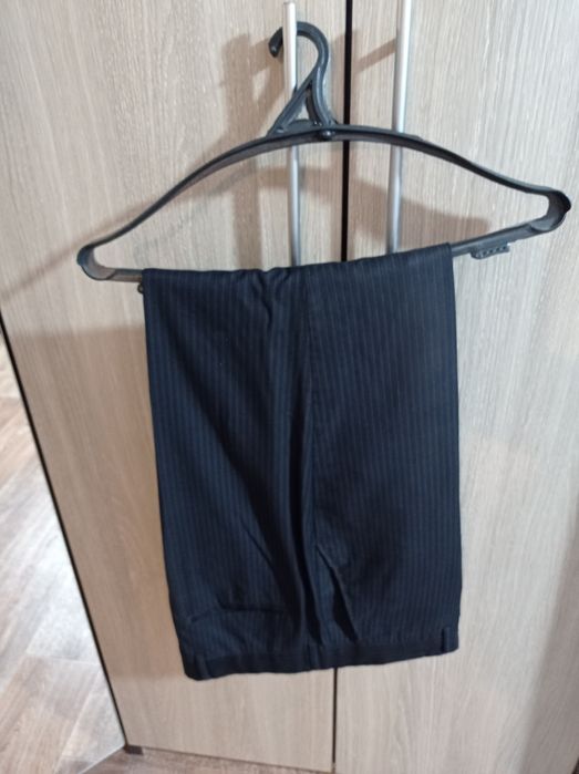 Продам брюки классические