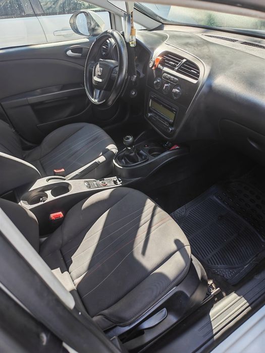 SEAT Leon 2012 — imagine 5