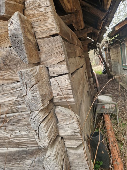 Vand constructie  lemn vechi