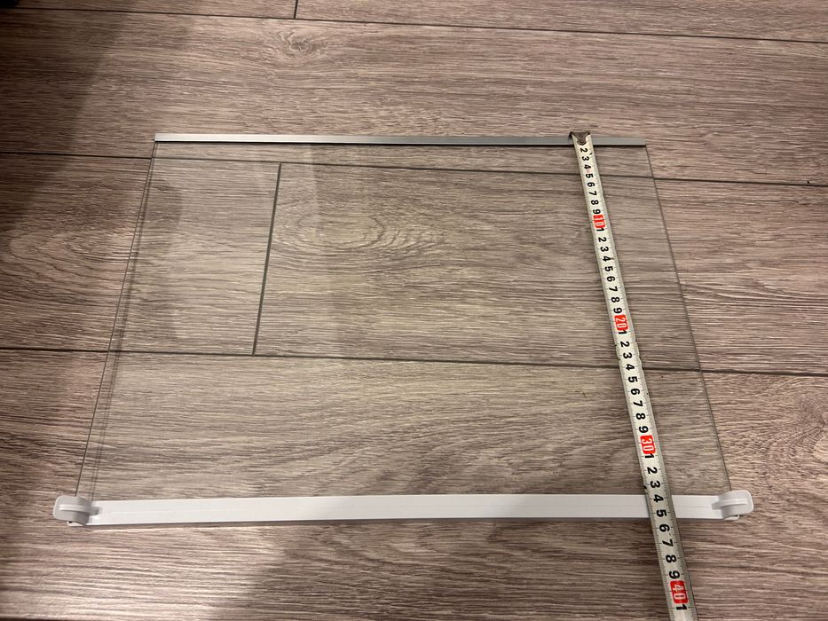 Rafturi interior si sertare combina frigorifica Beko