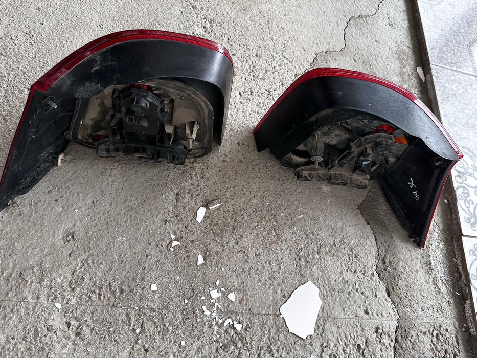 Фары задние на гольф 4. Оригинал.