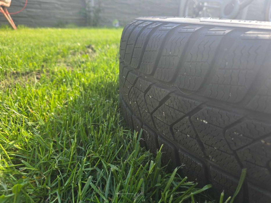 Jante skoda r17 anvelope de iarna 205 / 50 r17