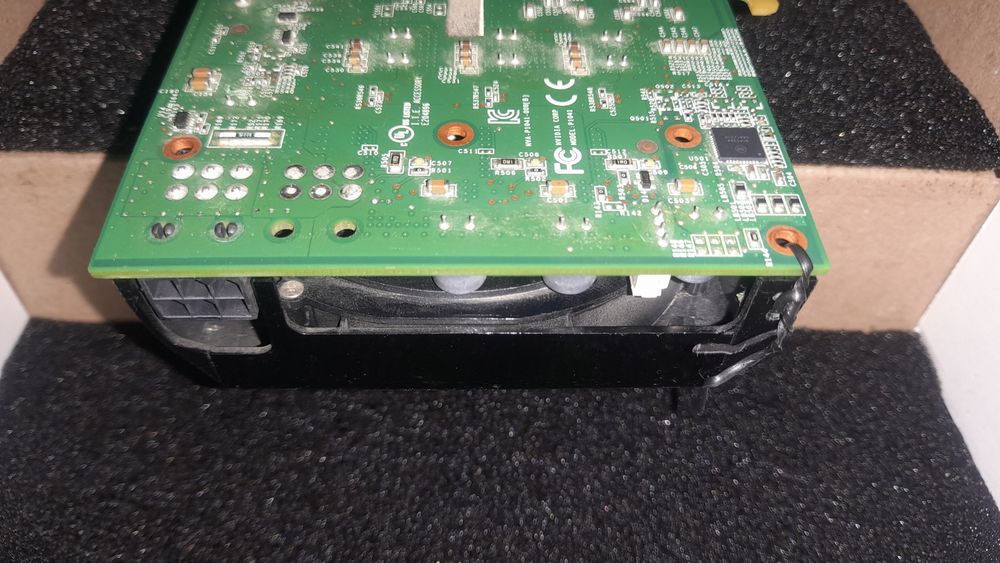 Видеокарта Geforce GTX560SE 1Gb