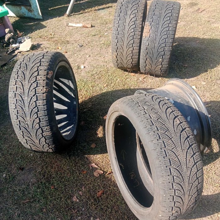 Продам комплект колёс