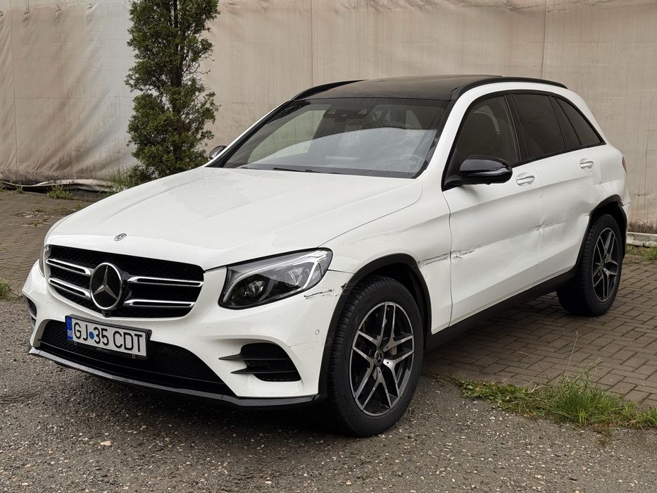 Mercedes GLC250 AMG 4Matic 2017 usor avariat