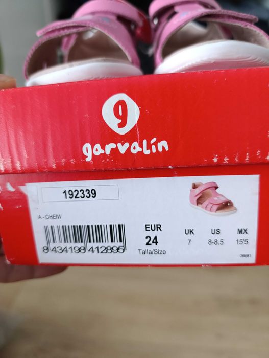 Сандали за момиче ,номер 24