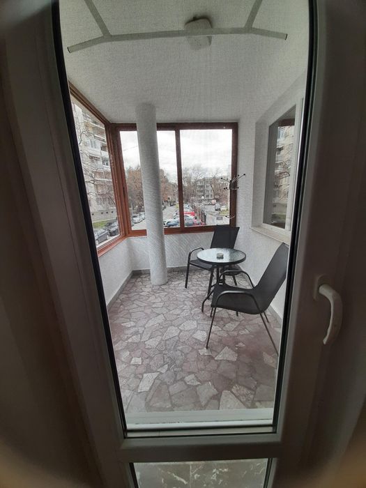 Дава се под наем Двустаен апартамент в Пловдив, Младежки Хълм - 70 кв.м за 400 € - Снимка #7