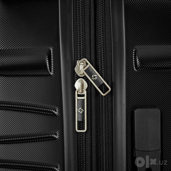 Чемоданы  Samsonite Evolve SE Hardside  цвет - Bass Black