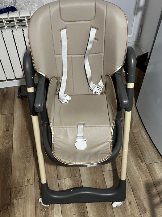 детский обеденный стол