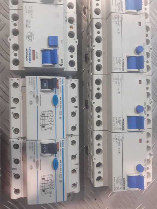 защити 3ф четириполюсен автоматичен прекъсвач