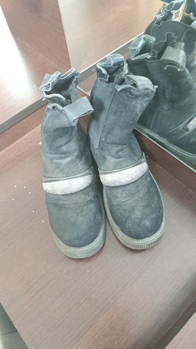 Здравствуйте отдам вещи