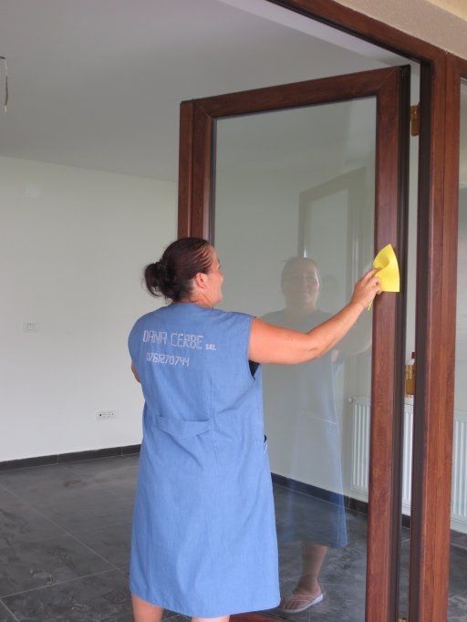 Servicii curatenie