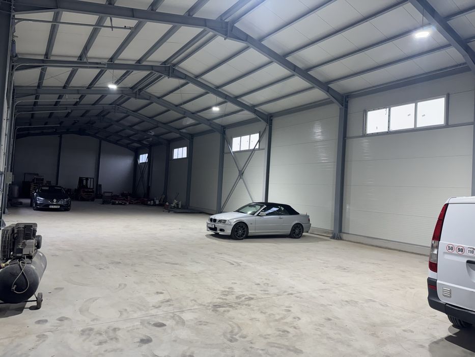 Spatiu depozitare/ hala cu birouri