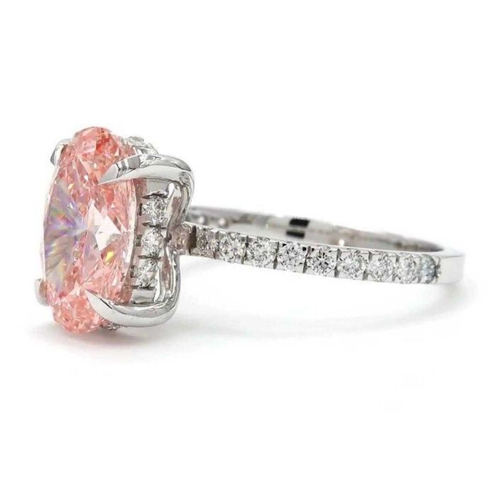 Inel exclusivist cu diamant roz Fancy Vivid Pink 3.08 ct – Aur Alb 18K – Certificat IGI