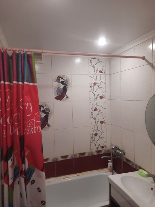 СДАМ 3х ком квартиру.