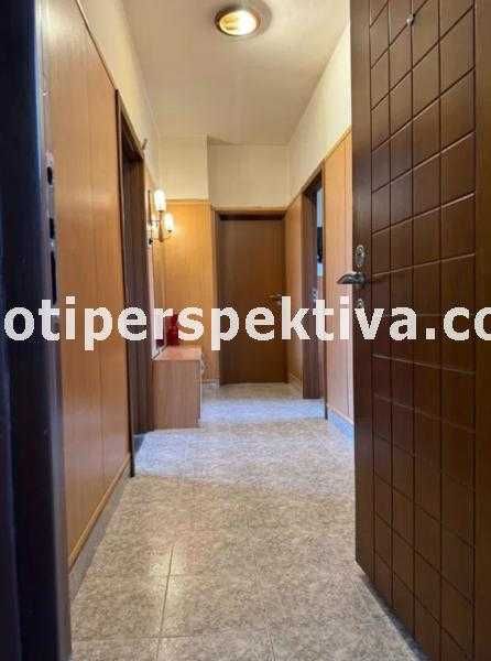 Продава се Тристаен апартамент в Пловдив, Христо Смирненски - 92 кв.м за 1249 €/кв.м - Снимка #13