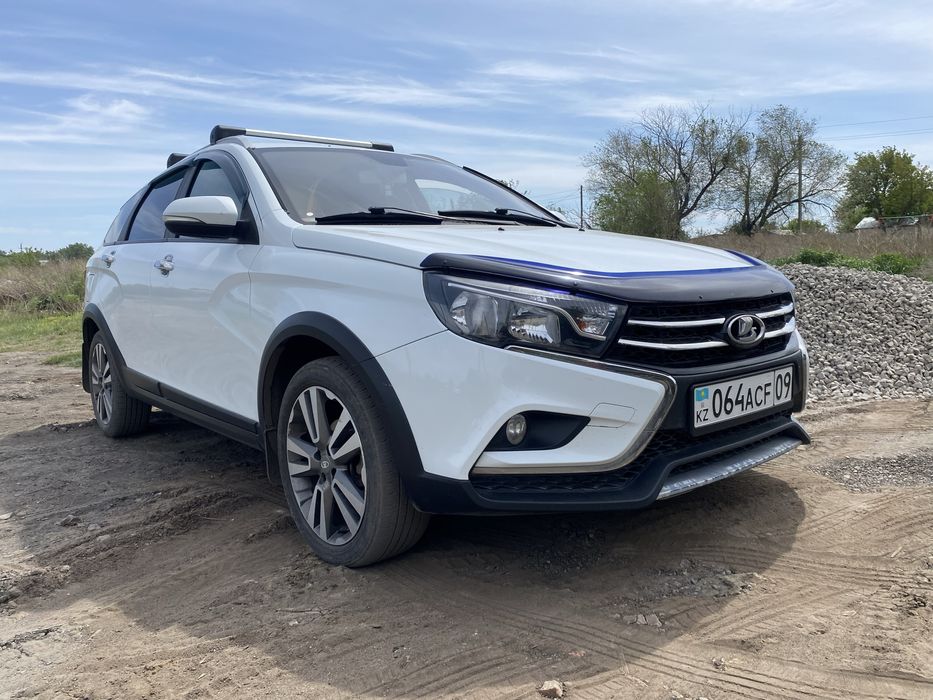 Lada vesta sw cross