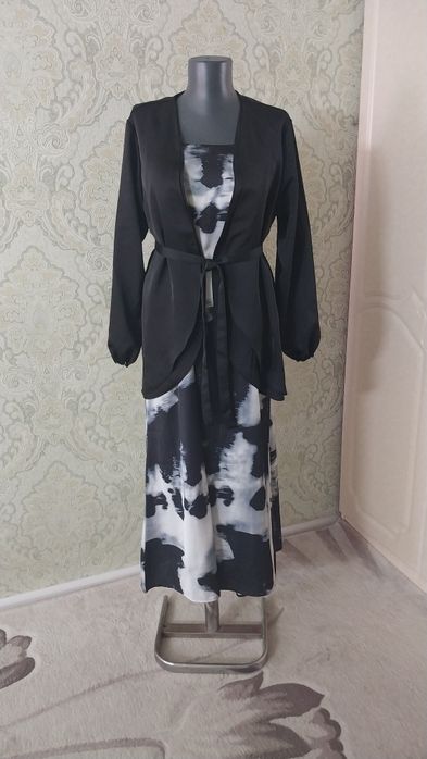 Юбе платья новые