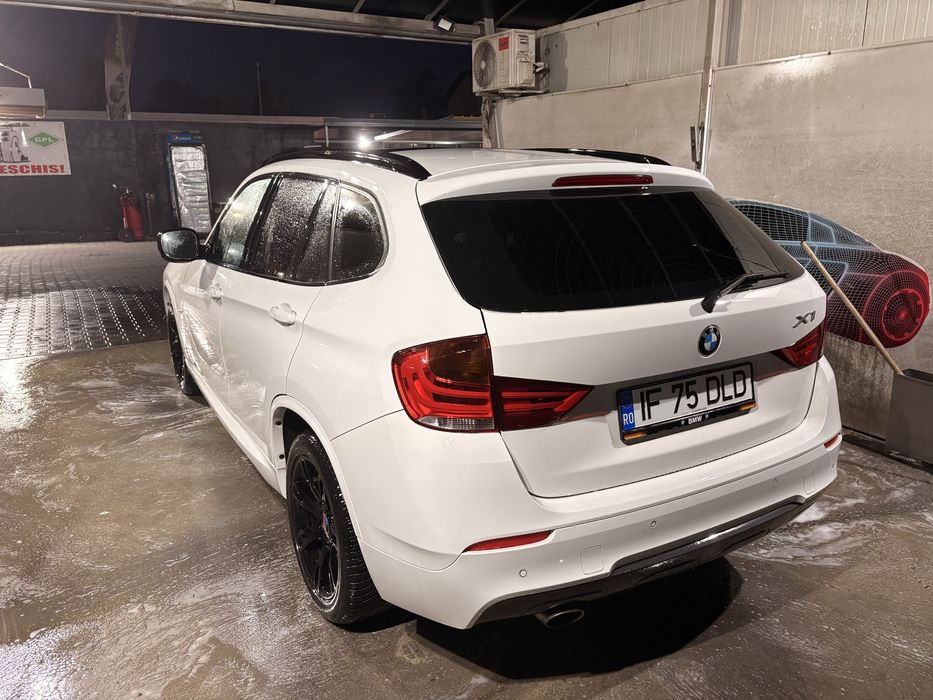 BMW X1 2011 benzină, 6.300 € — imagine 5